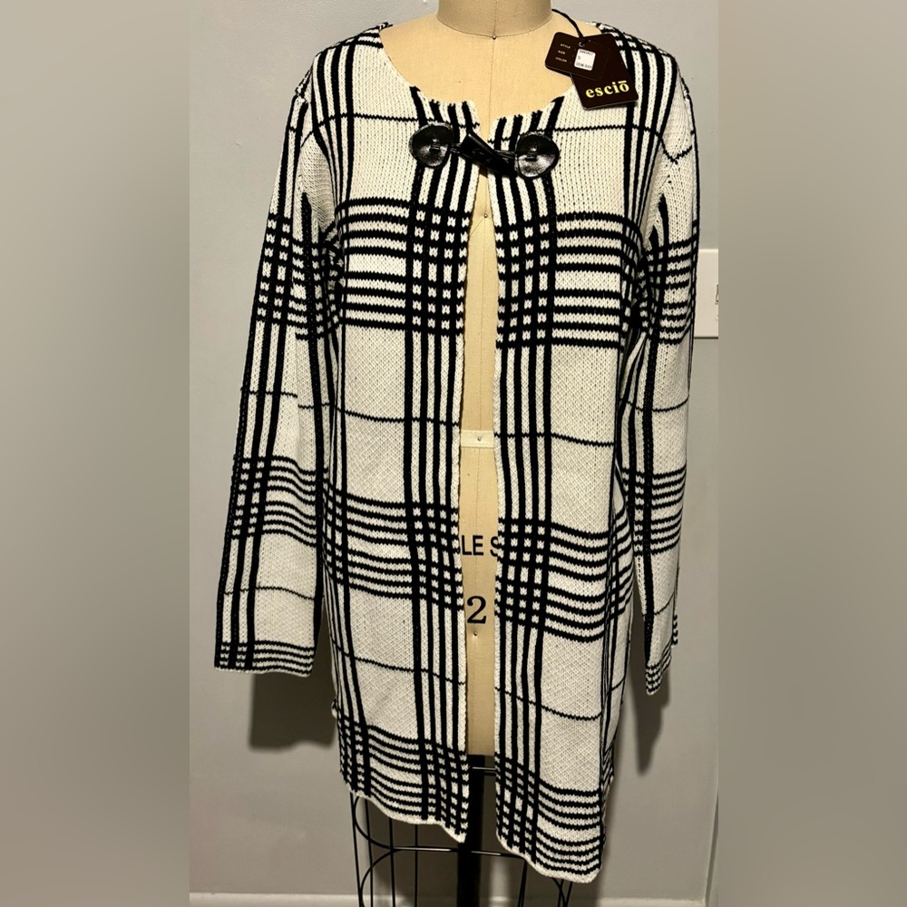 Escio cream & black cardigan Peacoat Sweater Size S